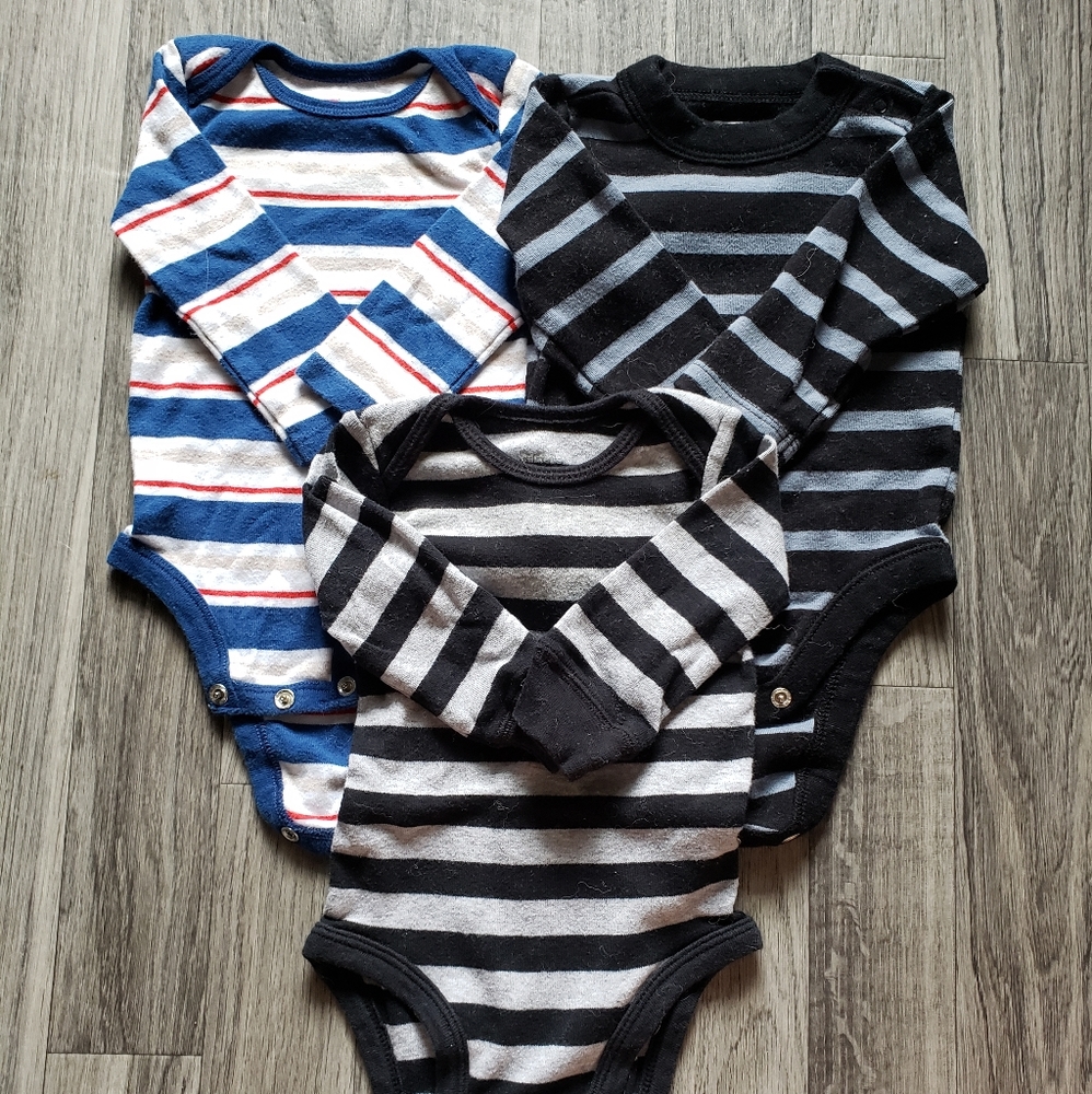 Striped Long Sleeve Onesie Bundle 3 mos